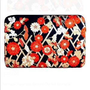 Tsutsuji 15-inch MacBook Pro